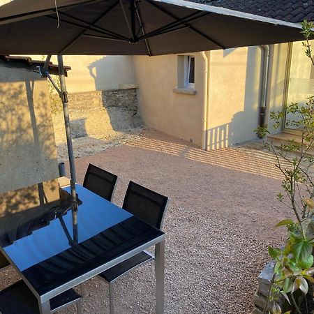 Petite Maison En Pierre Au Calme Avec Exterieur Montbellet エクステリア 写真